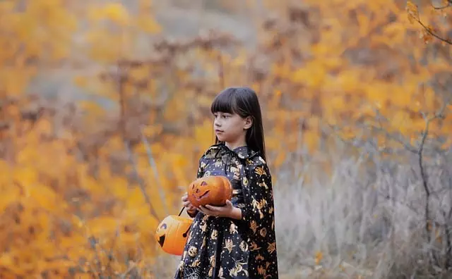 Eco-Friendly Girls’ Costumes: Sustainable Style with Organic Cotton & Beyond