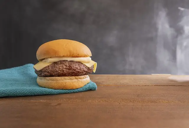 hamburger,cheeseburger