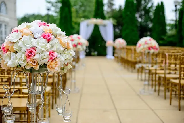 wedding-640x480-50894507.jpeg