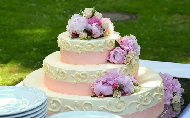 wedding-640x480-15091288.jpeg