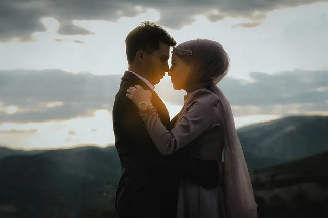 wedding-640x480-48626844.jpeg