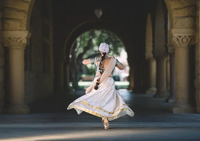 wedding-640x480-52622516.jpeg
