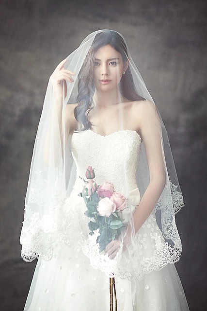wedding-640x480-45694642.jpeg
