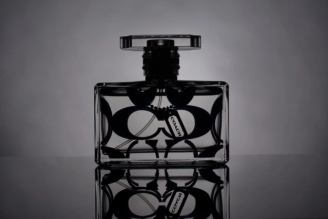 Cacharel Perfume Longevity: Smell Yourself After Hours?