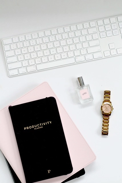 Unraveling Clean Perfume’s Longevity on Skin