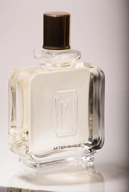 perfume-640x480-50119736.jpeg