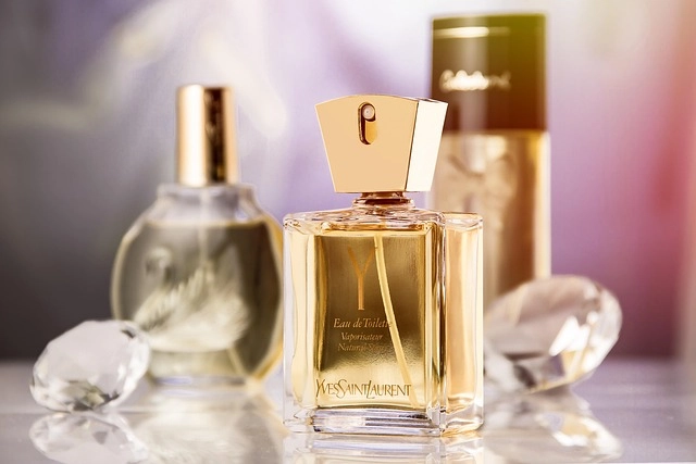 perfume-640x480-42602140.jpeg